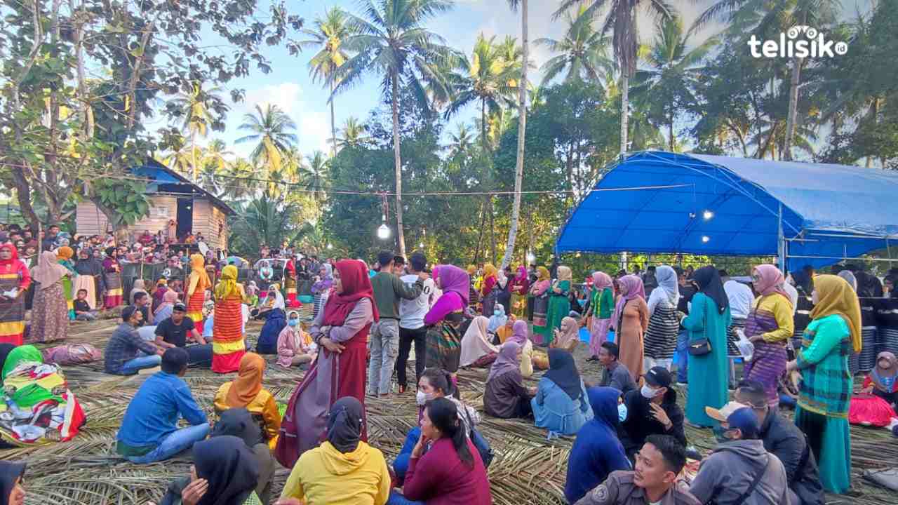 Upacara Kaago-ago (Festival Panen)